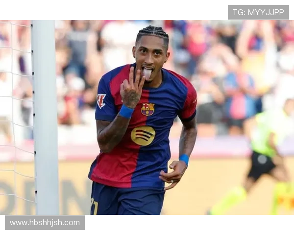 从贫民窟到绿茵场最贫穷的足球明星如何逆袭人生的传奇故事