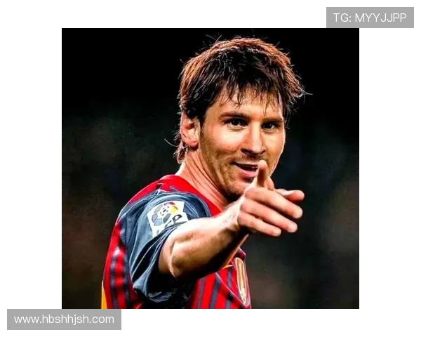 全球足球明星及其辉煌成就的传奇故事与影响力分析