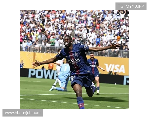 不爱跑动的足球明星如何在赛场上创造奇迹与精彩瞬间